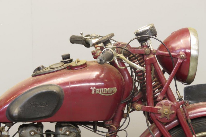 Triumph-1938-speedtwin-2807-7