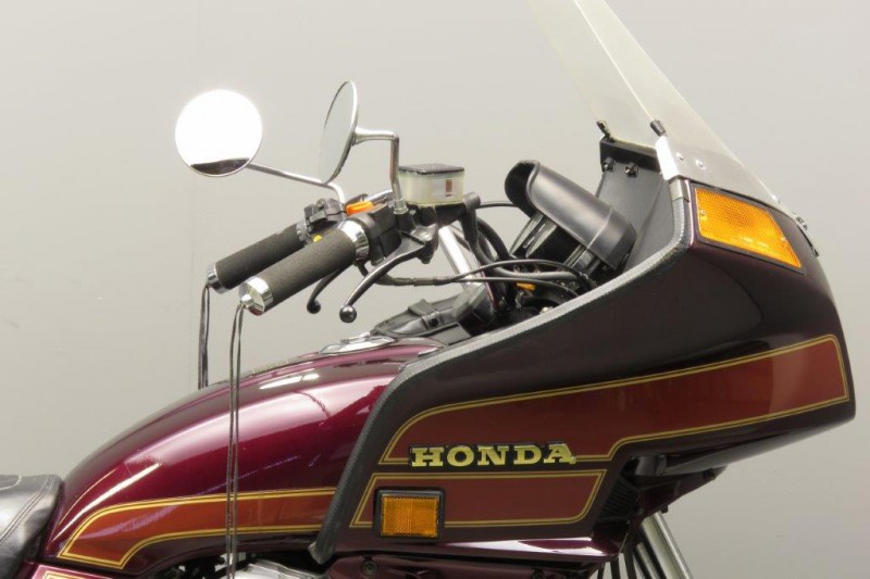 Honda-1984-silverwing-2811-3