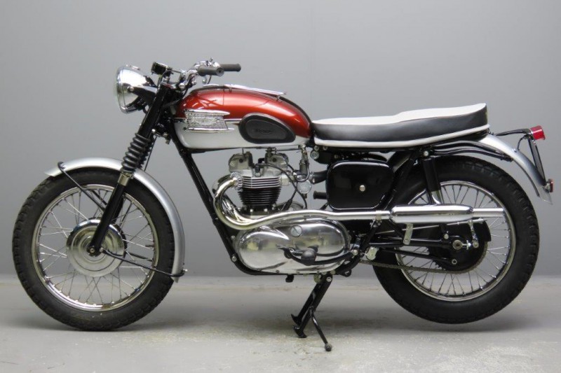 Triumph-1961-TR6SS-2902-6