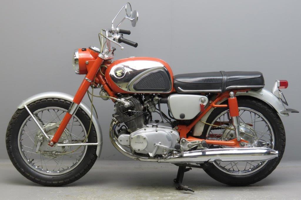 Honda 1966 CB77 305cc 2 cyl ohc 2912 - Yesterdays