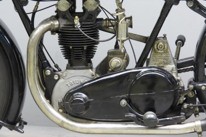 Triumph-1927-TT-3002-3 (2)