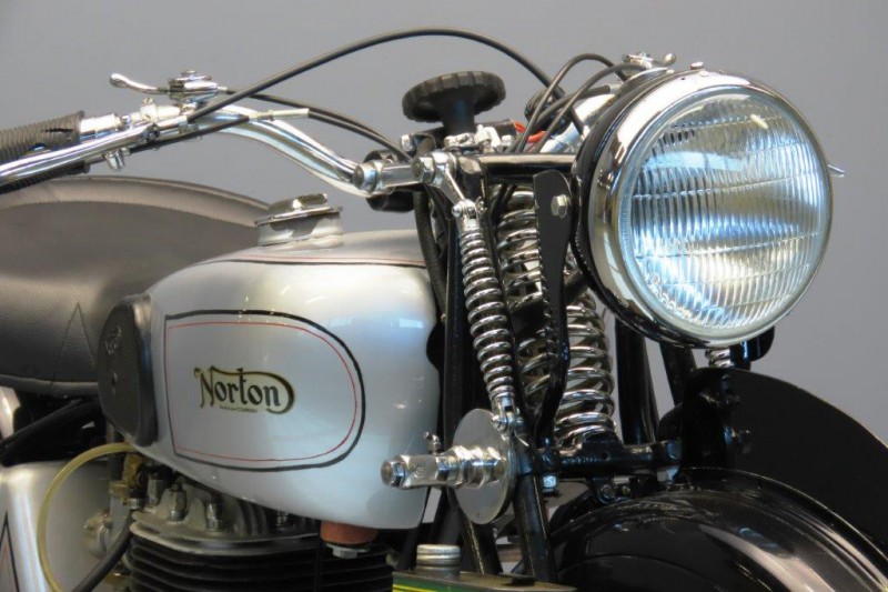 Norton-1946-3003-7