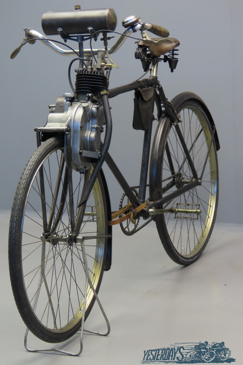 Cyclotracteur-1918-3006-5