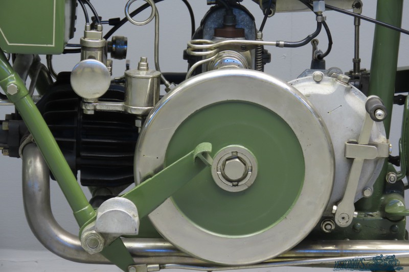 Moto-Guzzi-1923-3007-3