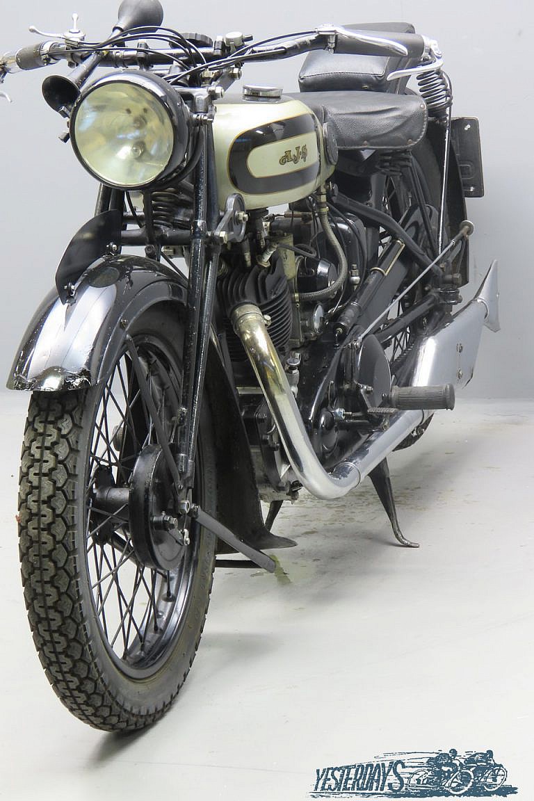 AJS-1930-R8-3104-5 - Yesterdays