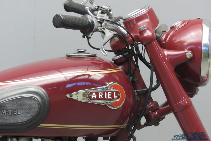 Ariel-1953-VHA-3107-7
