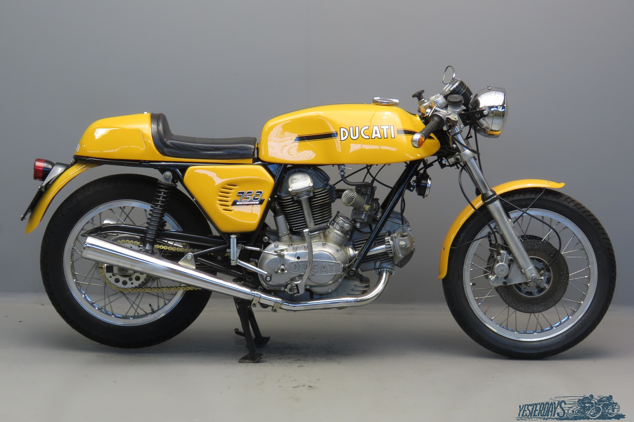Ducati-1974-3107-1