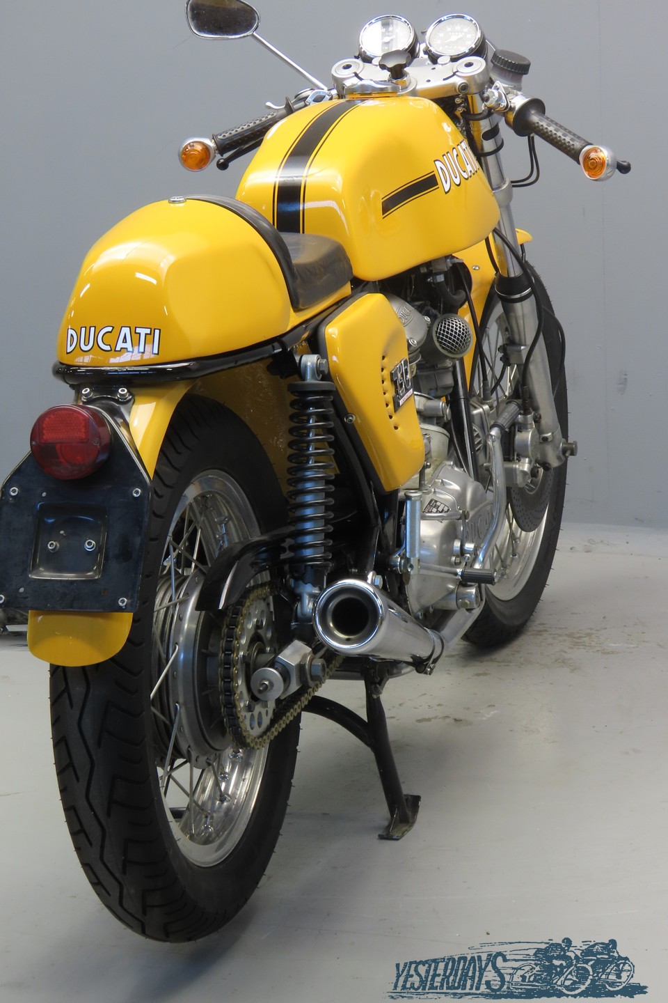 Ducati-1974-3107-13