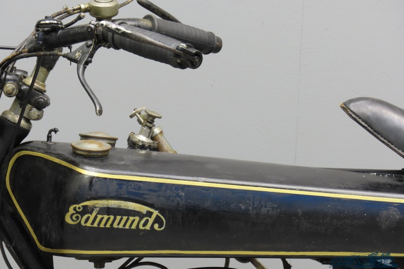 Edmund-1922-3107-7
