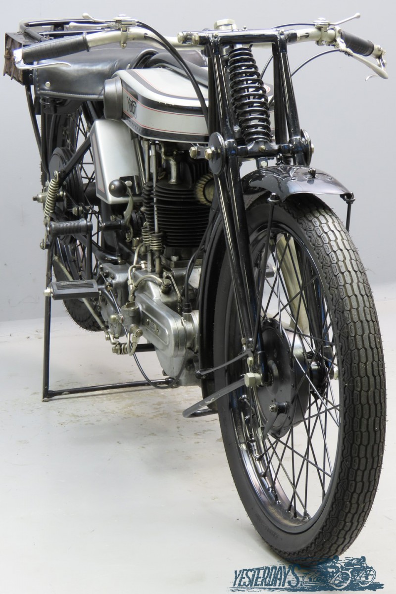 Norton-1927-M18-3112-4