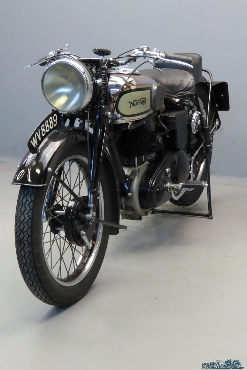 Norton 1936 M18 2206 (2)