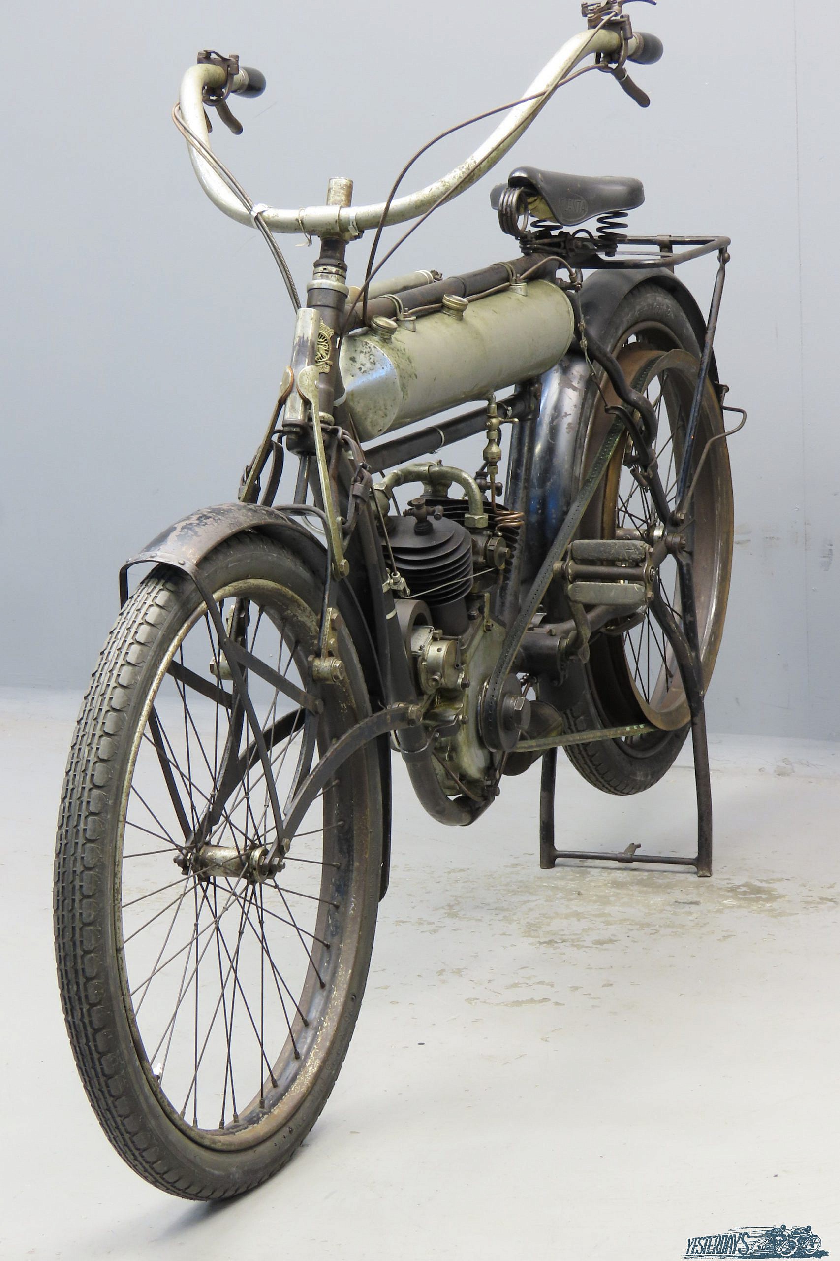 Peugeot 1913 2206 (6)
