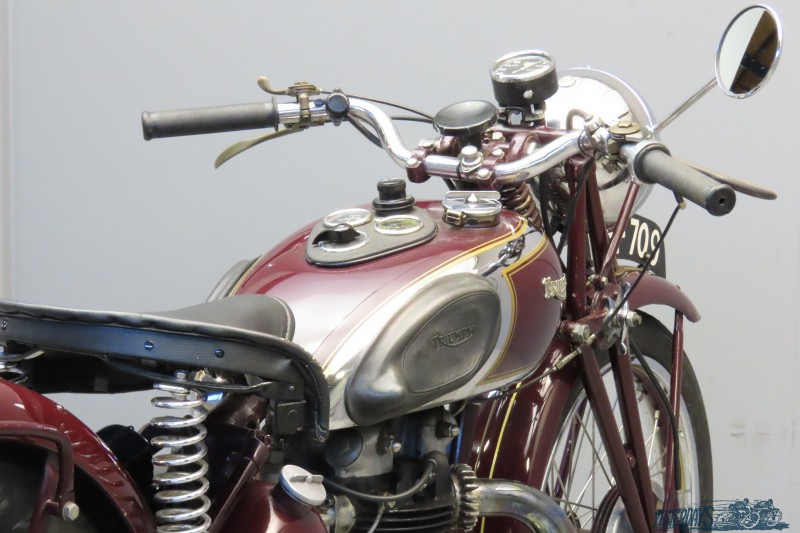 Triumph 1938 2206 (1)