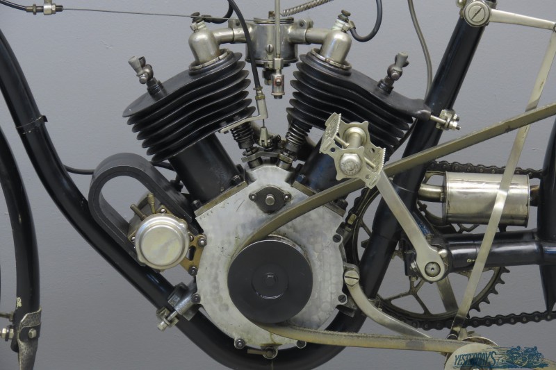 Motor Reve 1911 2210 (7)