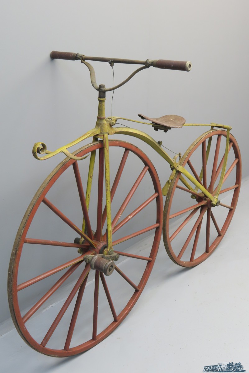 Velocipede geel-rood 2211 (1)