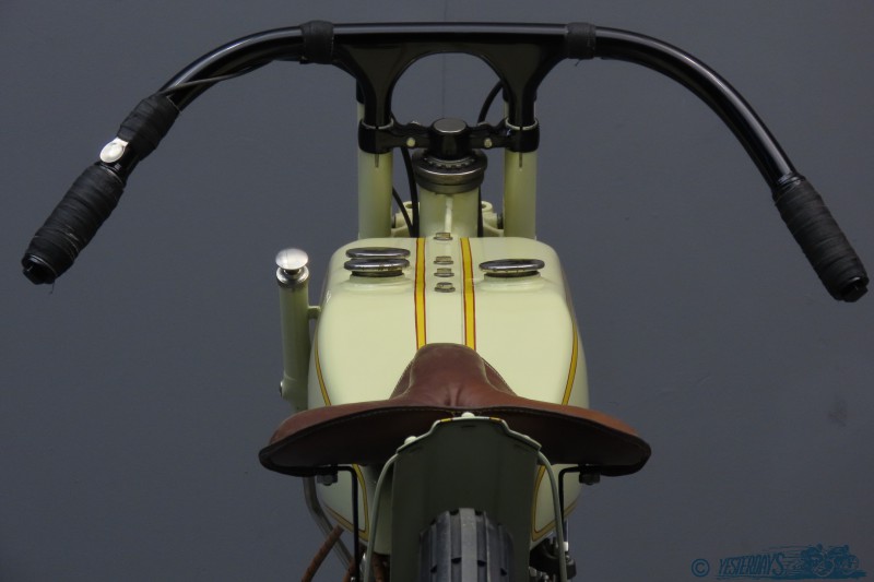 Harley-Davidson 1916 Racer replika 2302 (1)