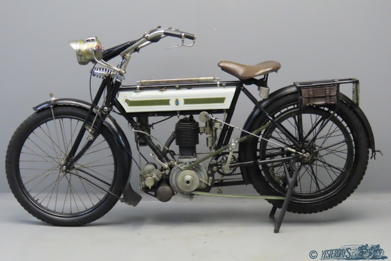 Triumph 1913 2303 (7)