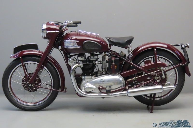 Triumph 1951 5T 2302 (2)