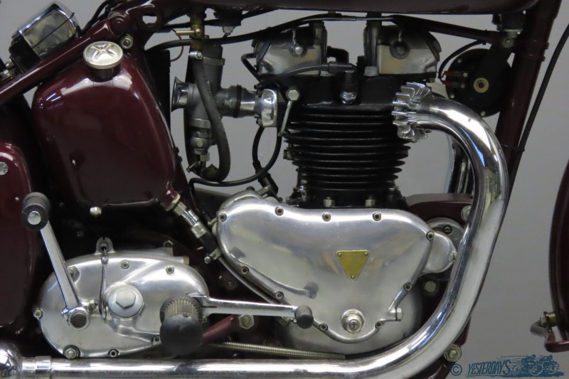 Triumph 1951 5T 2302 (7)