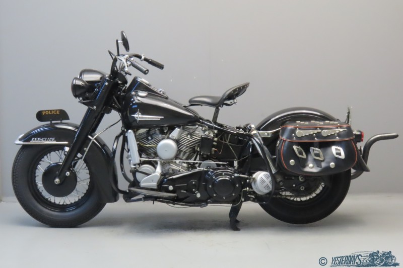 Harley Davidson 1962 Duo Glide 2307 (5)
