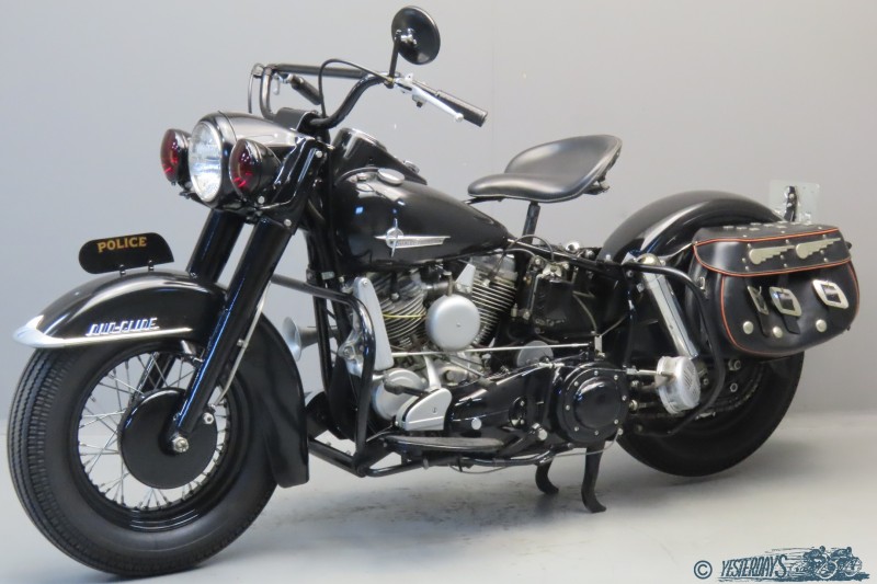 Harley Davidson 1962 Duo Glide 2307 (7)