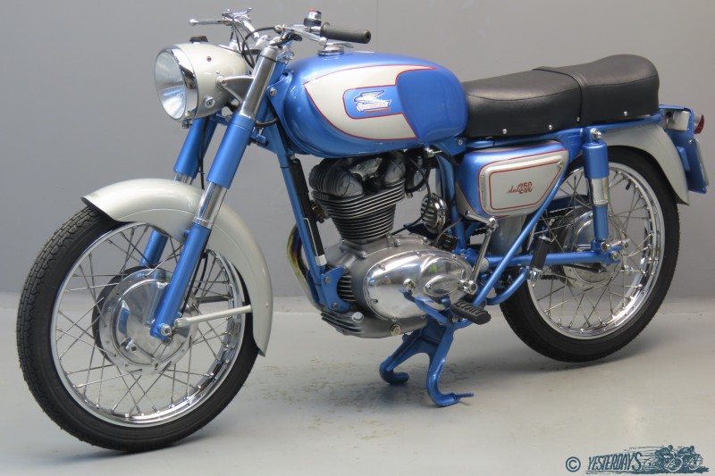Ducati 1963 Motottrans 2308 (3)