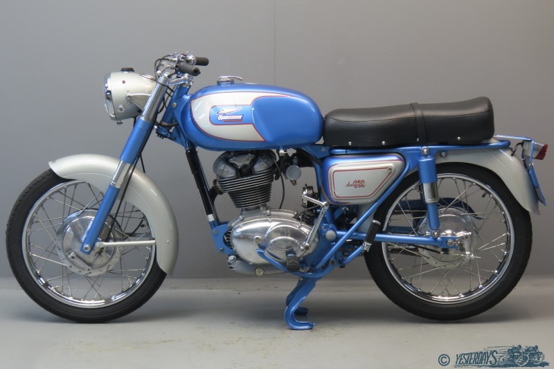 Ducati 1963 Motottrans 2308 (5)