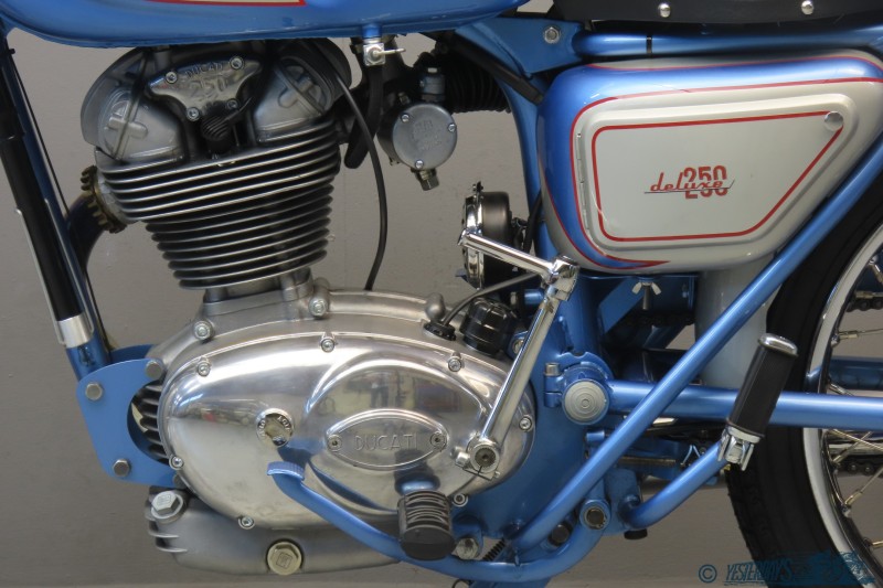 Ducati 1963 Motottrans 2308 (6)