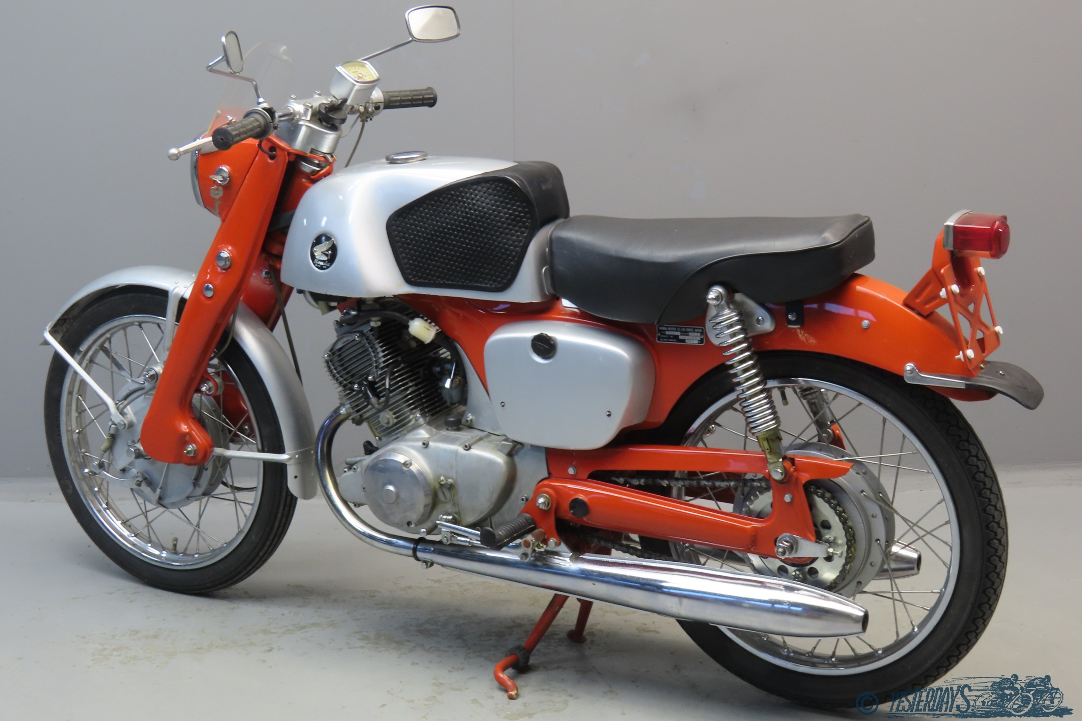 Honda 1962 Benly CB92 Super Sport 124cc 2cyl OHC 3311 - Yesterdays