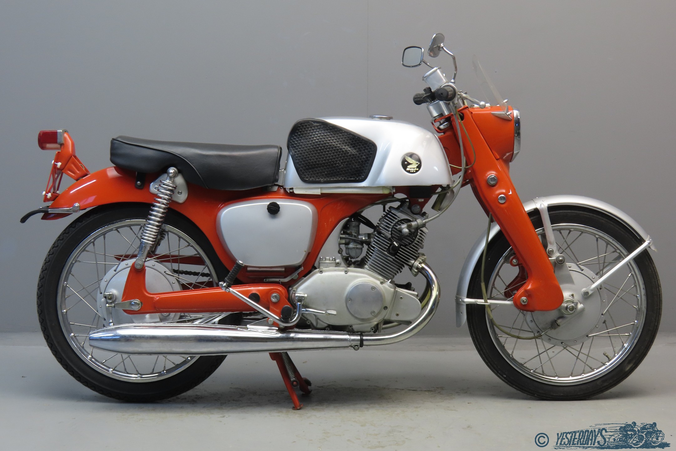 Honda collection, 125cc-305cc, 2cyl ohc,1960-1969 - Yesterdays