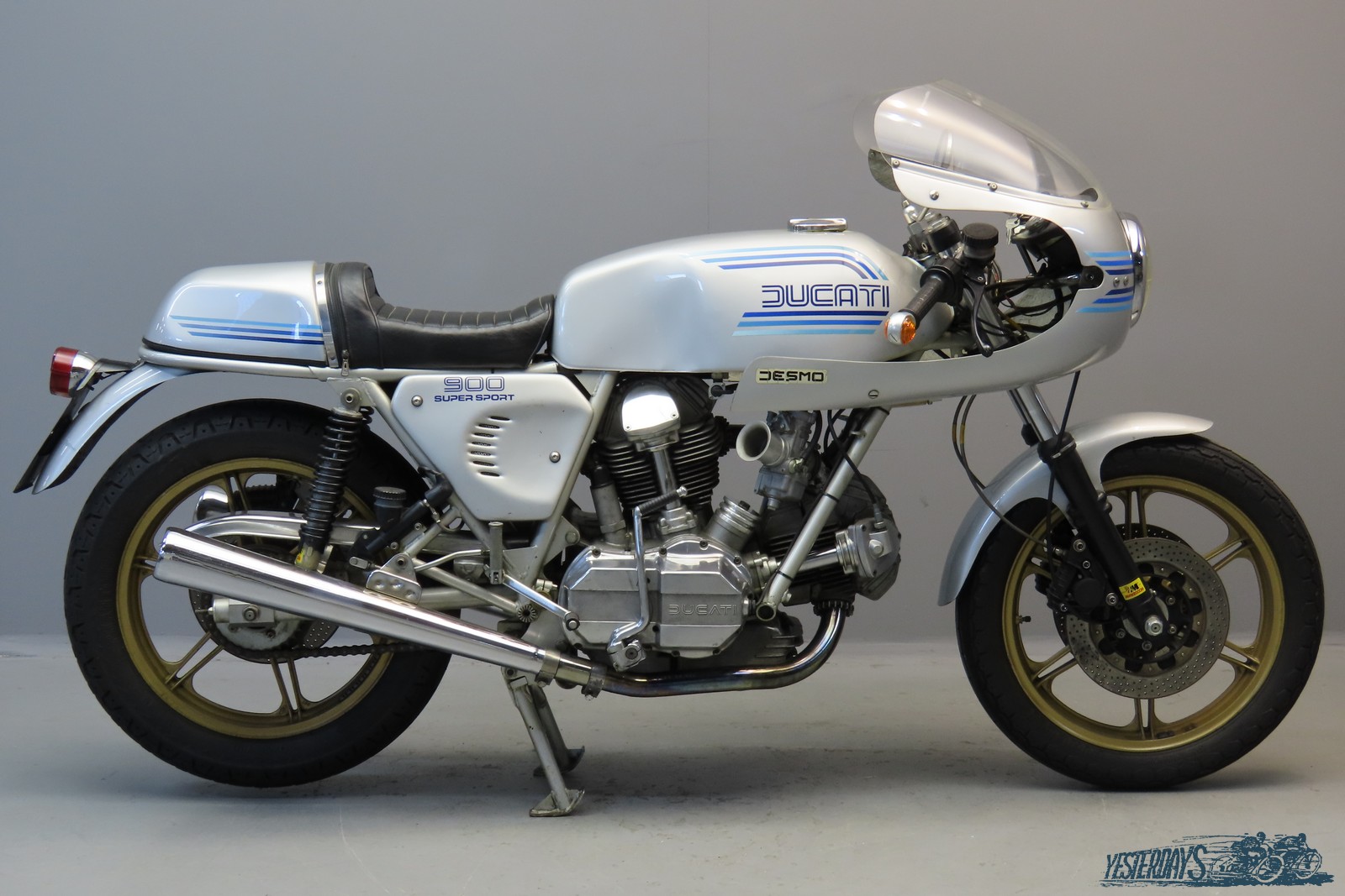 Ducati 1982 900 Super Sport 864 cc 2 cyl OHC 3601 - Yesterdays