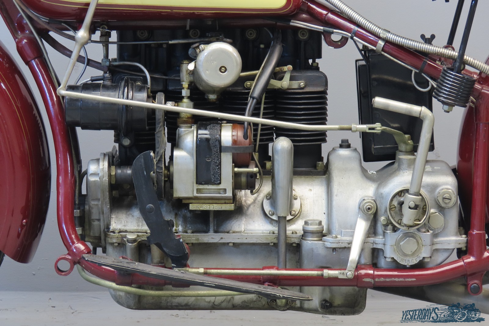 3603 Engine Henderson 1929 KJ 1305cc 4 cyl IOE 3603 - Yesterdays